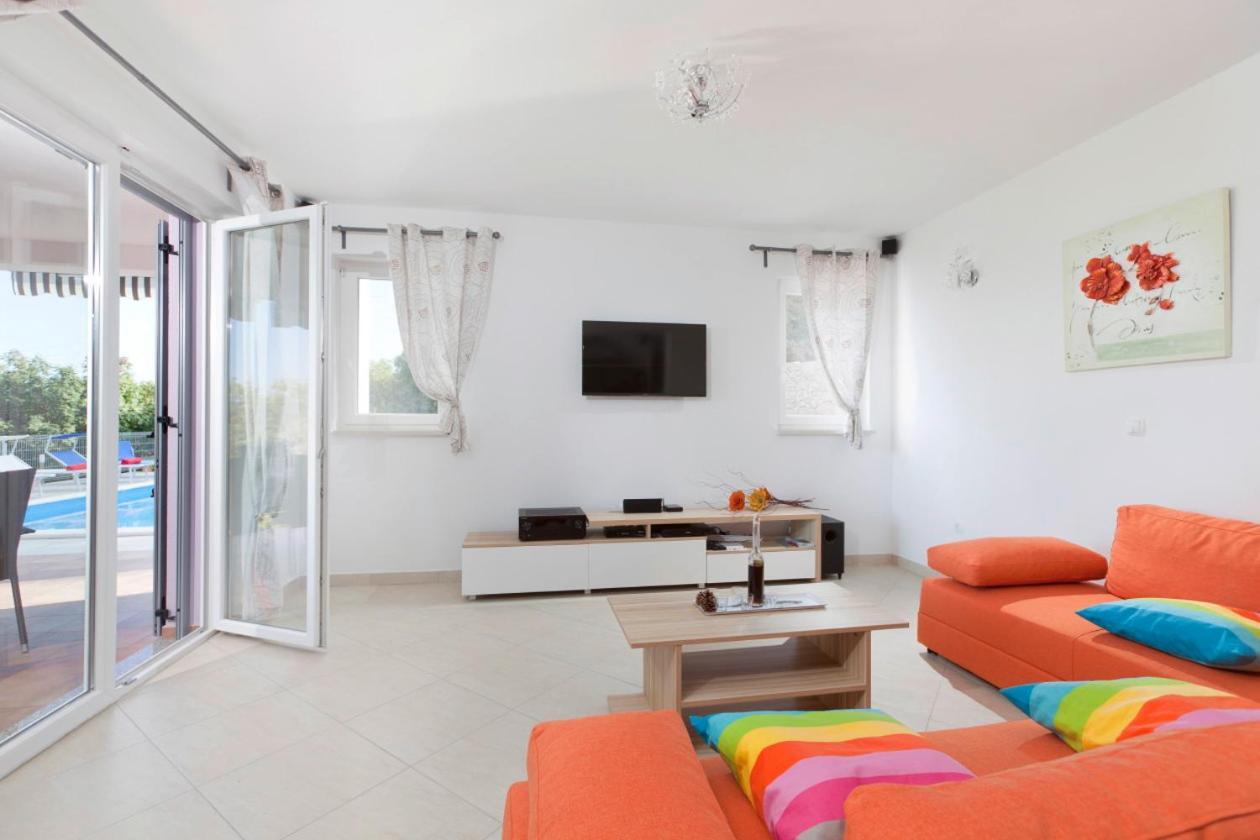 Villa Mirta In Crni Labin  Buitenkant foto